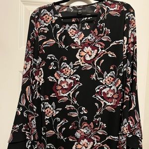 3/4 sleeve Bell Sleeve Blouse